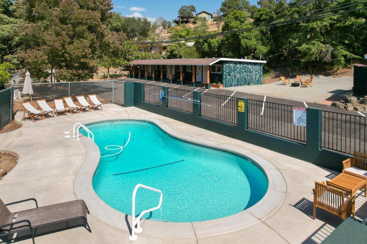 The Belle Sequoia Motel Rm9 Three Rivers Bagian luar foto